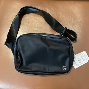 Lululemon Large Everywhere Belt Bag